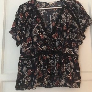 Short-sleeved Ella Moss flowered top